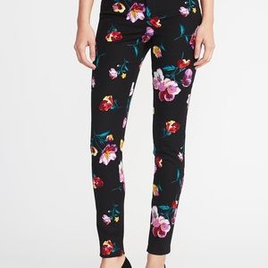Old Navy Full Length floral Pixie Pants